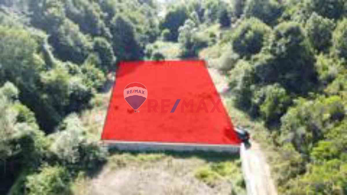 BEYKOZ ÇENGELDERE MAHALLESINDE SATILIK 747 M² İMARLI ARSA