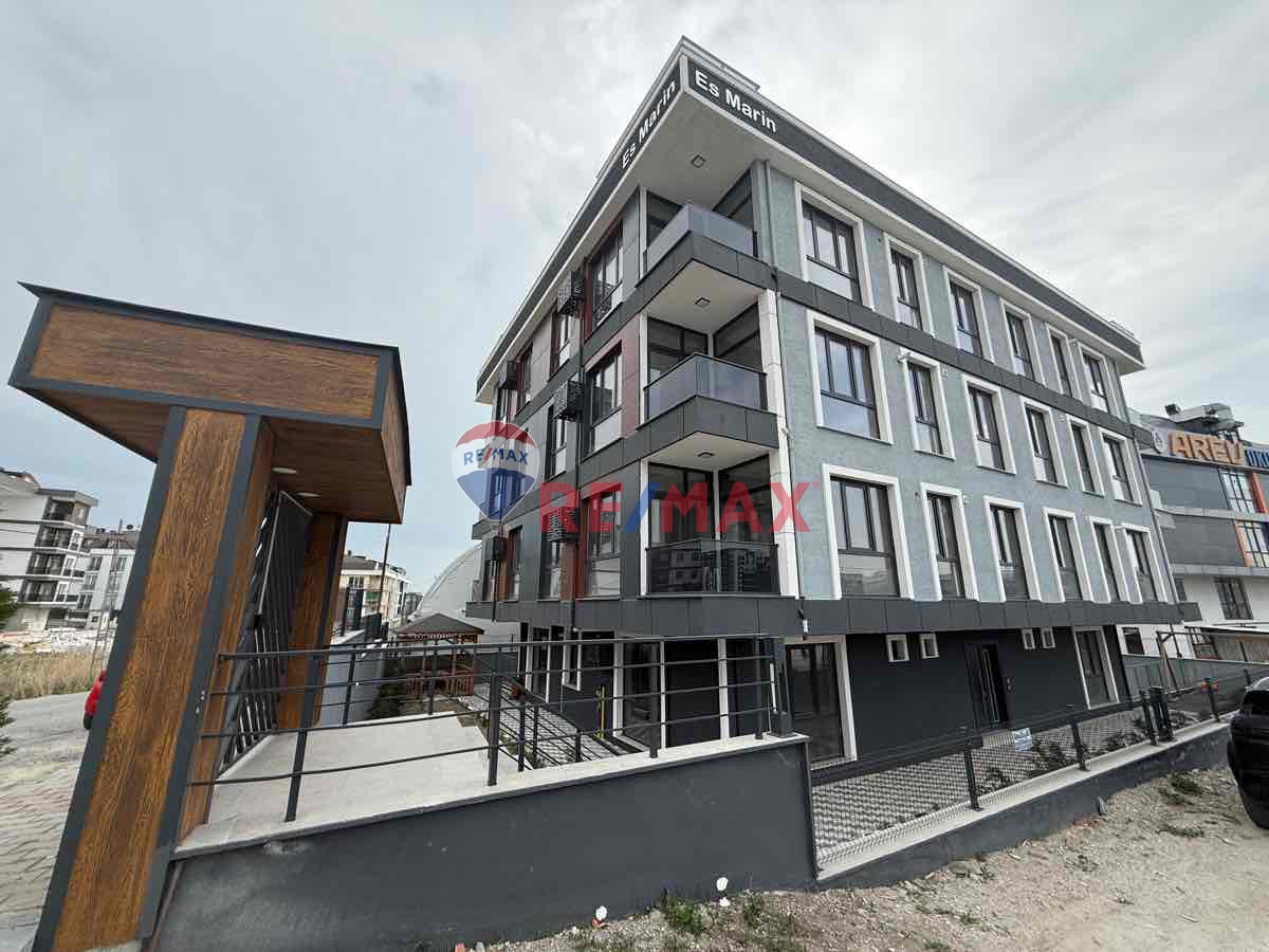 BEYLİKDÜZÜ İHLAS BÖLGESİ 3+2 SIFIR SATILIK DUBLEKS