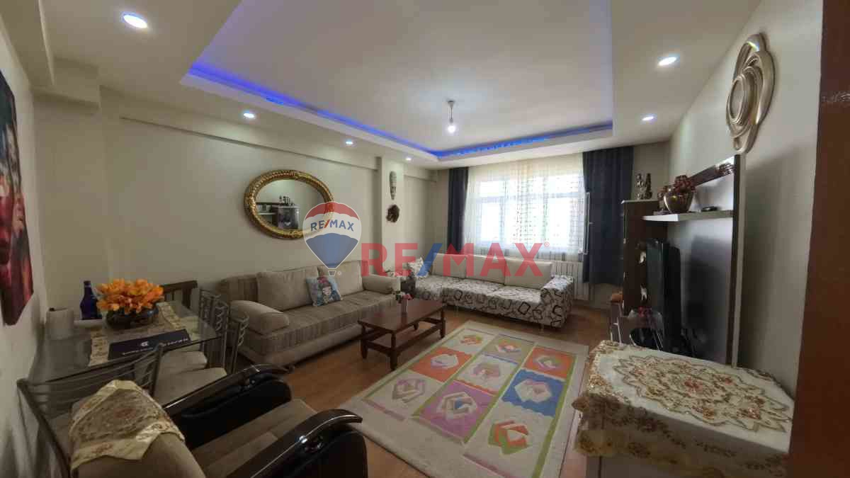 ÜMRANİYE ESENKENT ‘TE GENİŞ (NET 95 M2) 2+1 SATILIK DAİRE