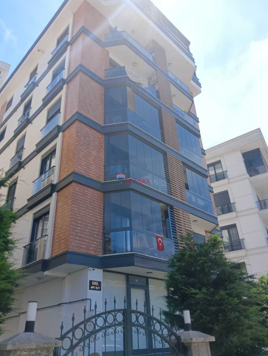 MALTEPE'DE KİRALIK 25 M2 DÜKKAN