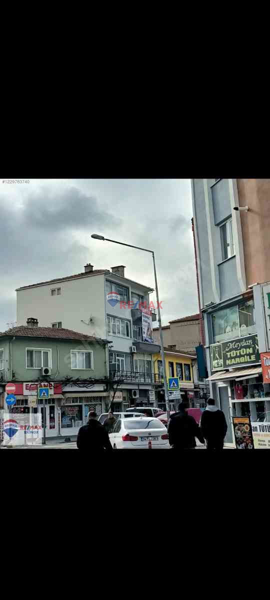 CARSİ İCERİSİNDE KOMPLE BİNA SATILIK