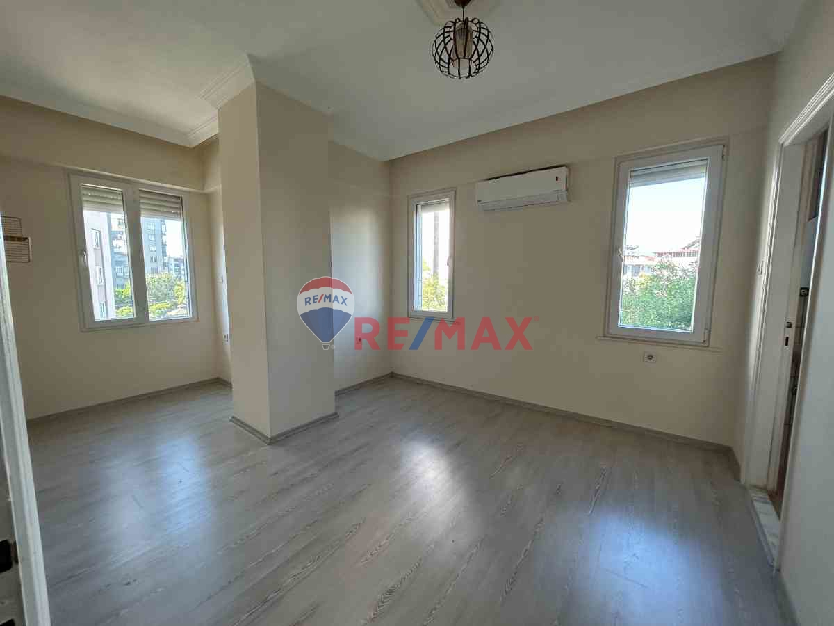 KONYAALTI MOLLA YUSUF'DA 3+1 KİRALIK DAİRE