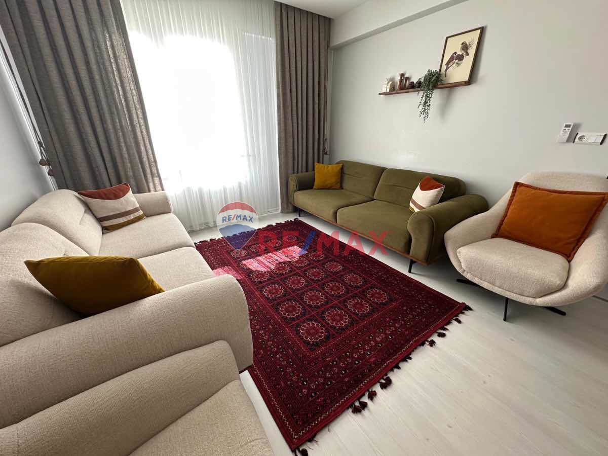 REMAX DOĞU'DAN ÇAYDAÇIRA MAHALLESİ MANAS EVLERİNDE SATILIK 3+1