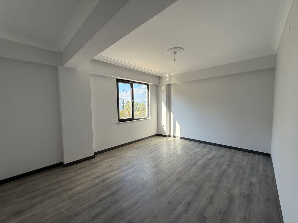 REMAX DREAMDEN SATILIK BAİŞKELE YEŞİLYURT 4+1