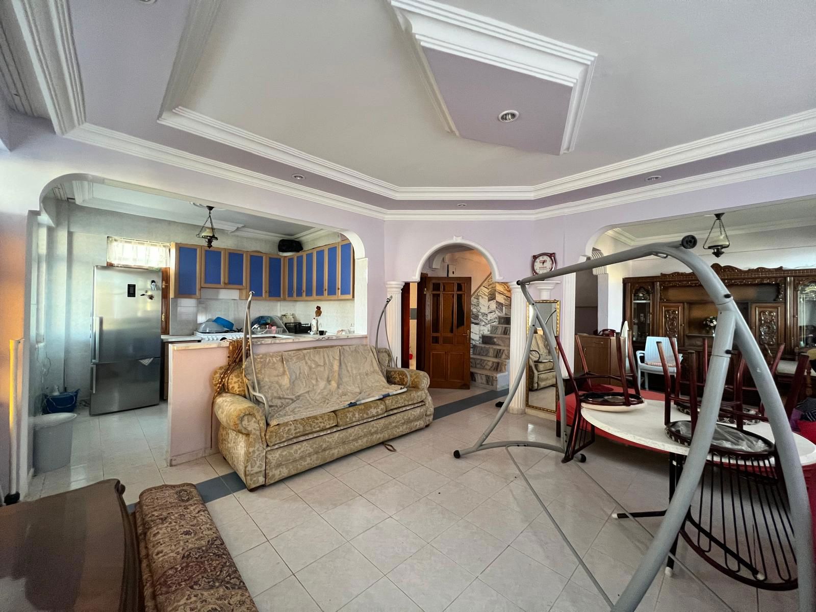 REMAX DOĞU SİVRİCE MAVİ GÖL YANINDA YOLA SIFIR SATILIK TRIBLEX