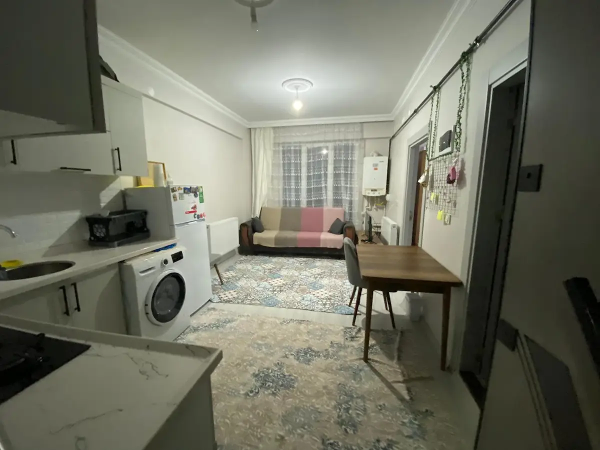 REMAX İLKE'DEN DADAŞKENT'TE KİRACILI 1+1 EŞYALI SATILIK DAIRE