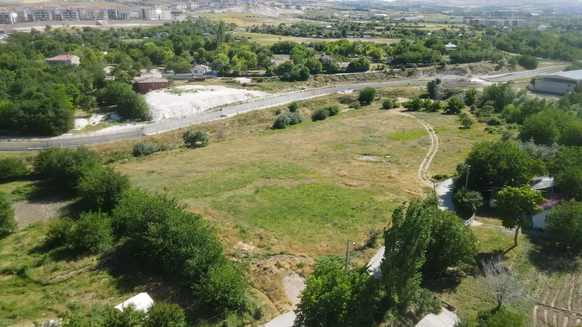 RE/MAX DEĞİŞİM-AKSARAY(YIĞİNKİ)'DE 5 KAT İMARLI ARSA