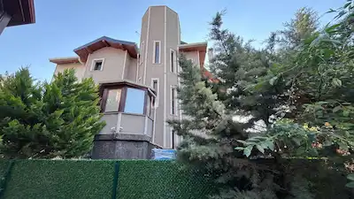 ÇAYYOLU DODURGA MAH. ÇAYIRHAN NERGİS SİTESİ 6+2 SATILIK VİLLA