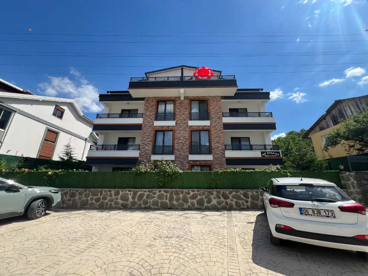 GÖLCÜK YUKARI MAHALLE'DE 3+1 SATILIK ÇATI DUBLEKS DAIRE