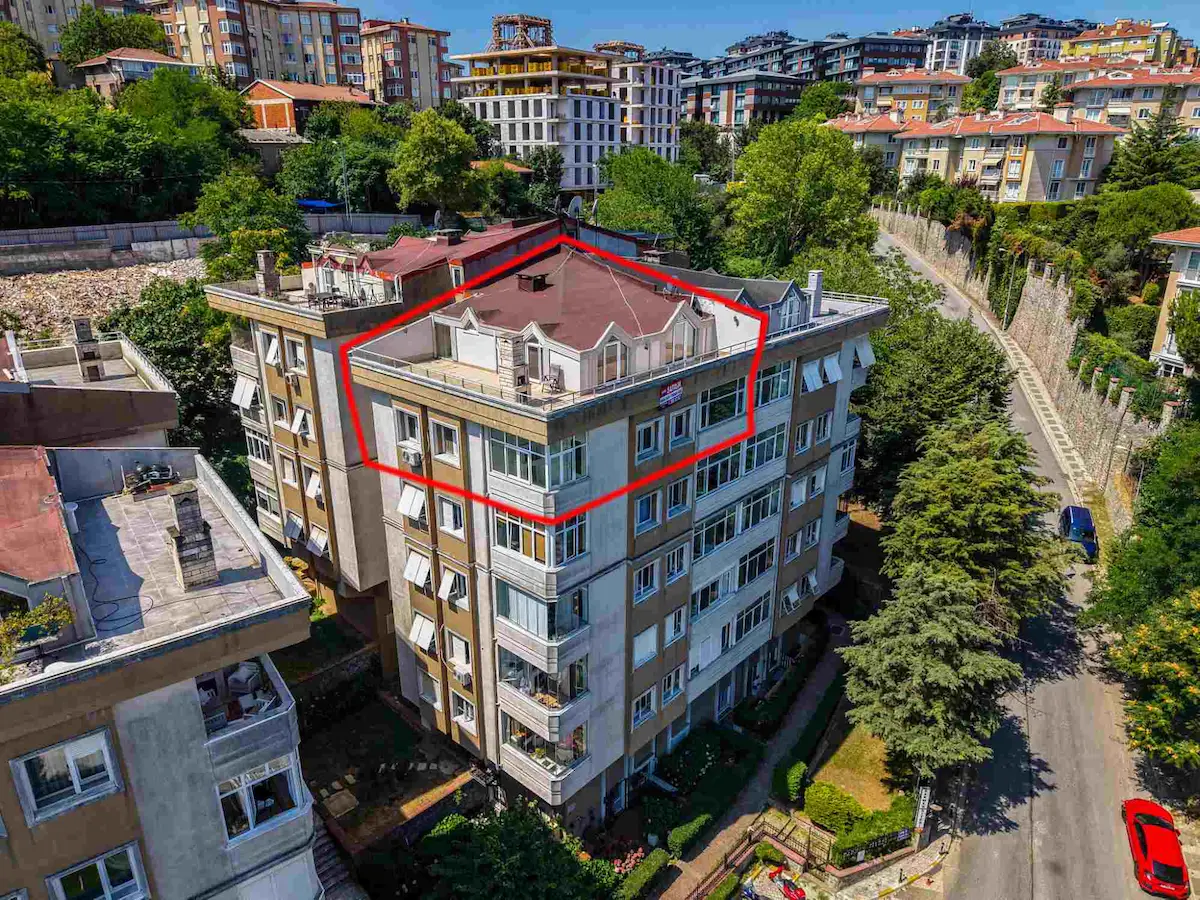 ÜSKÜDAR KÜÇÜKSU KARMEN SİTESİ’NDE 6+1, 240 M² NET, SATILIK DUBLEX