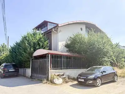 YENİ BATI MAHALLESİ 6+1 SATILIK VİLLA