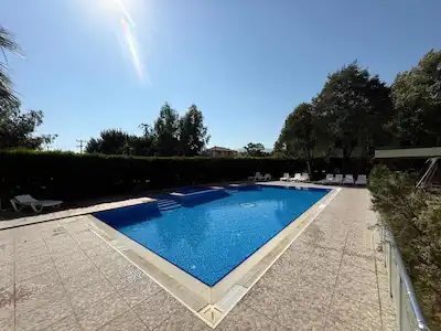 MENEMEN MARTI RESİDANCE SİTESİNDE KİRALIK 2+1 HAVUZ CEPHE DAİRE