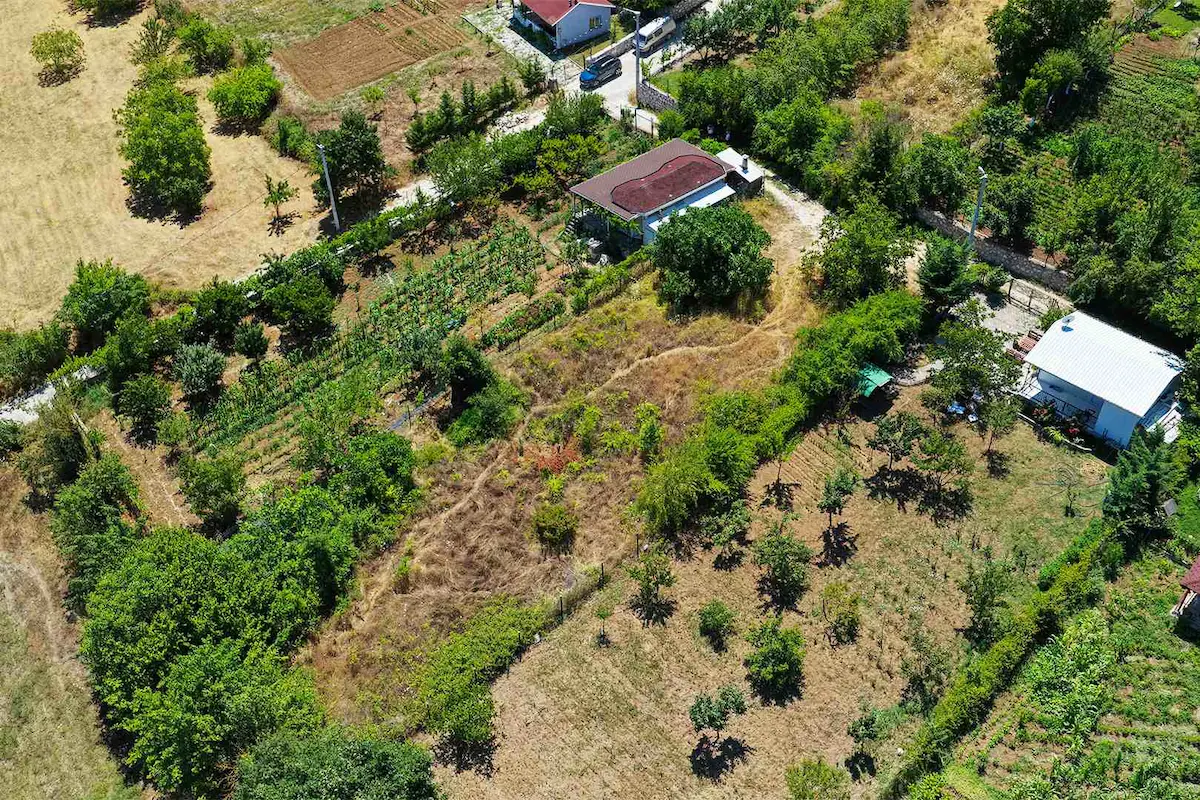 REMAX BEYAZ NİLÜFER ATLAS MAH.’DE MÜSTAKİL PARSEL SATILIK TARLA