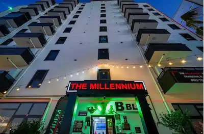RE/MAX İNCİ'DEN THE MİLLENIUM LİFE CENTER'DA KİRALIK 1+1 EŞYALI PREMİUM DAİRE