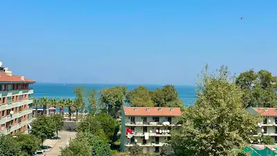 FATİH CADD. SATILIK DENİZ MANZARALI DAİRE