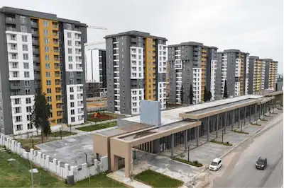 GÜNEŞEVLER SİTESİ'NDE ARA KATTA 2+1 SIFIR SATILIK DAİRE