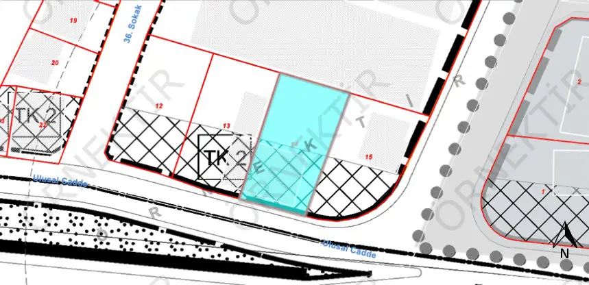 **REMAX ÖNCÜ*YUSUF KURT**ŞILE OTOBAN ÜZERINDE 600M²TICARI ARSA