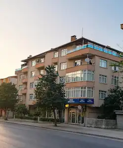 ALTINŞEHİR MH. TAVUKÇUYOLU CD. ÜZERİ -TERASLI 3+1 KİRALIK DAİRE
