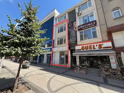 REMAX MAHAL'DEN BÜYÜKÇEKMECE ÇARŞI DA 3 KATLI KIRALIK DUKKAN