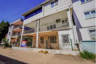 ALTINOVA SINANDA 293 M² ARSA İÇINDE KOMPLE SATILIK 3 KATLI BINA