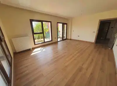 REMAX DOĞU'DAN YEMİŞLİKTE OKULLAR BÖLGESİNDE KİRALIK 3+1 TOKİ
