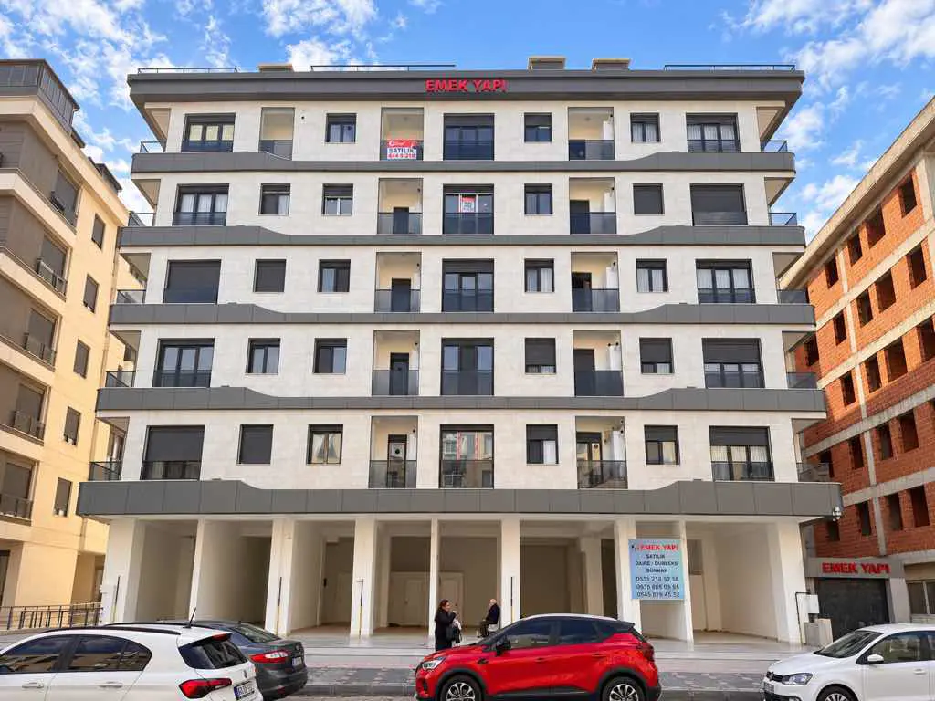 Property image 8