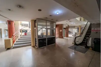 KEMERALTI KEMER PLAZA'DA HAZIR KİRACILI YATIRIMLIK DÜKKAN