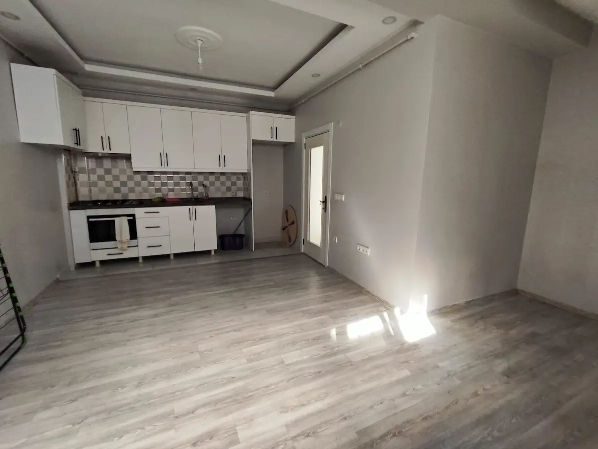 BAYRAMPAŞA MURAT MAHALLESİNDE KİRALIK 2+1 DAİRE