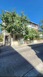 ÇORLU NUSRETİYE’DE 336 M² ARSA ÜZERİNDE 3 KATLI BAHÇELİ SATILIK BİNA!