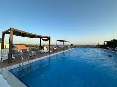 TUZLA PORT AVM SİTESİNDE 170M2 KÖŞE 3+1 BAHÇE KAT