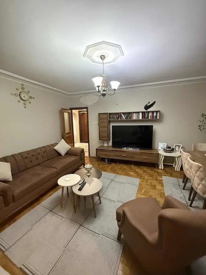 BAĞCILAR KİRAZLI METRO YAKINI GENİŞ 2+1 SATILIK DAİRE