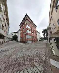 ÜSKÜDAR KISIKLI 'DA KİRALIK DAİRE ÇAMLICA MANZARALI 3+1 NET 165 M2