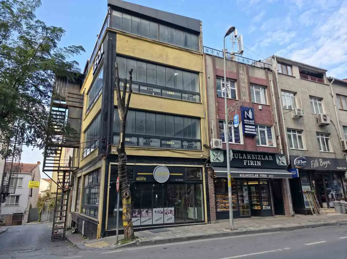 KDV AVANTAJI FLATOFİS KARŞISI CADDE ÜZERİNDE SATILIK TİCARİ BİNA