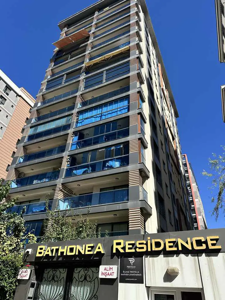 KÜÇÜKÇEKMECE BATHONEA RESİDENCE SATILIK 3+1
