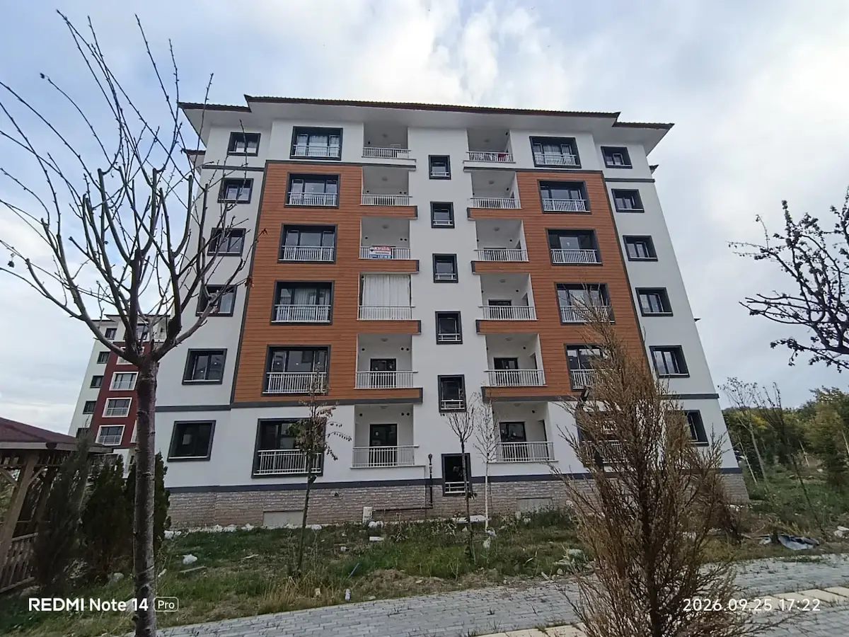REMAX İLKE'DEN ILICA YENİ TOKİ'DE 3+1 KİRALIK DAİRE