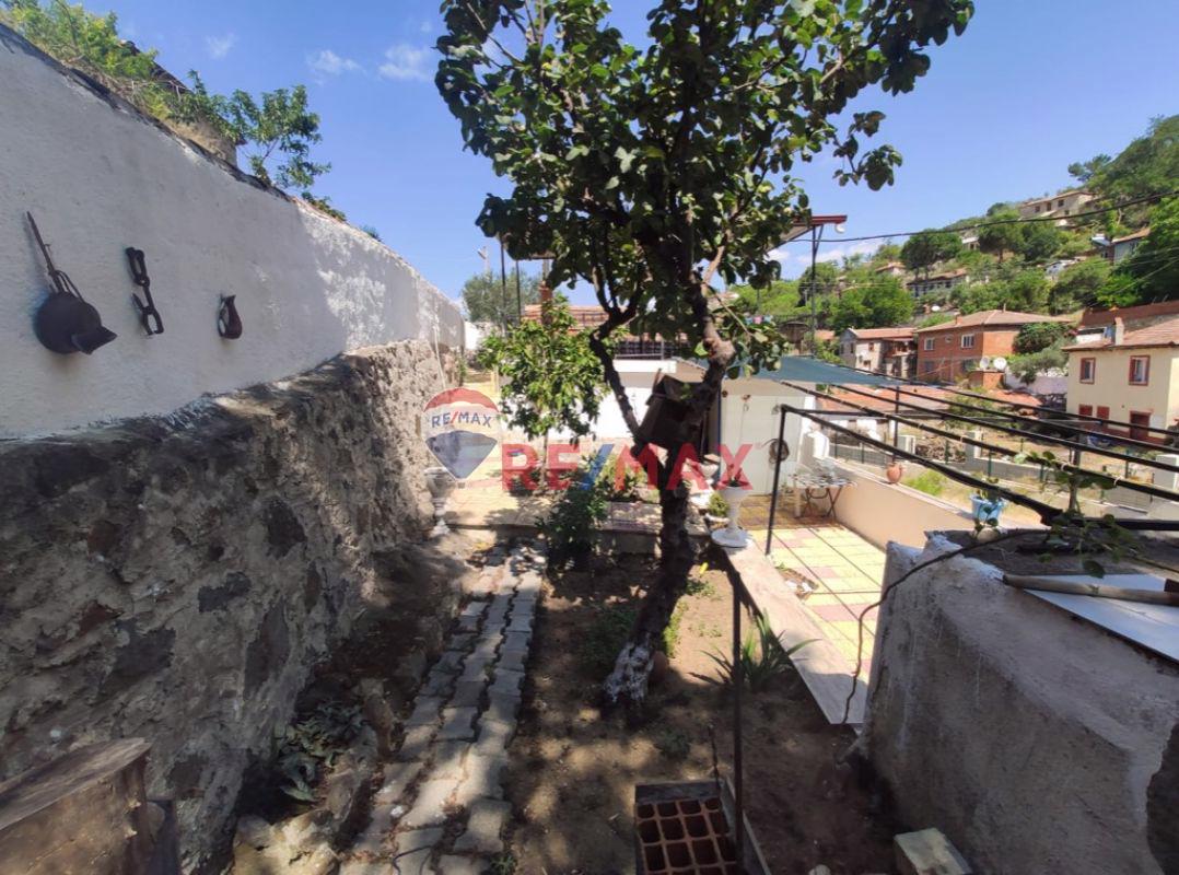 BALIKESIR BURHANIYE SÜBEYLIDERE KÖY EVI