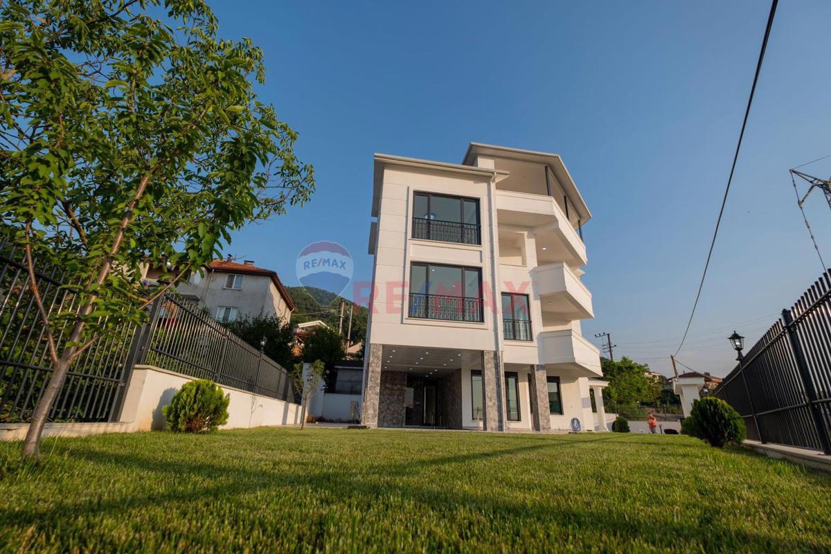 DENİZ VE DOĞA MANZARALI MÜSTAKİL LÜKS VİLLA