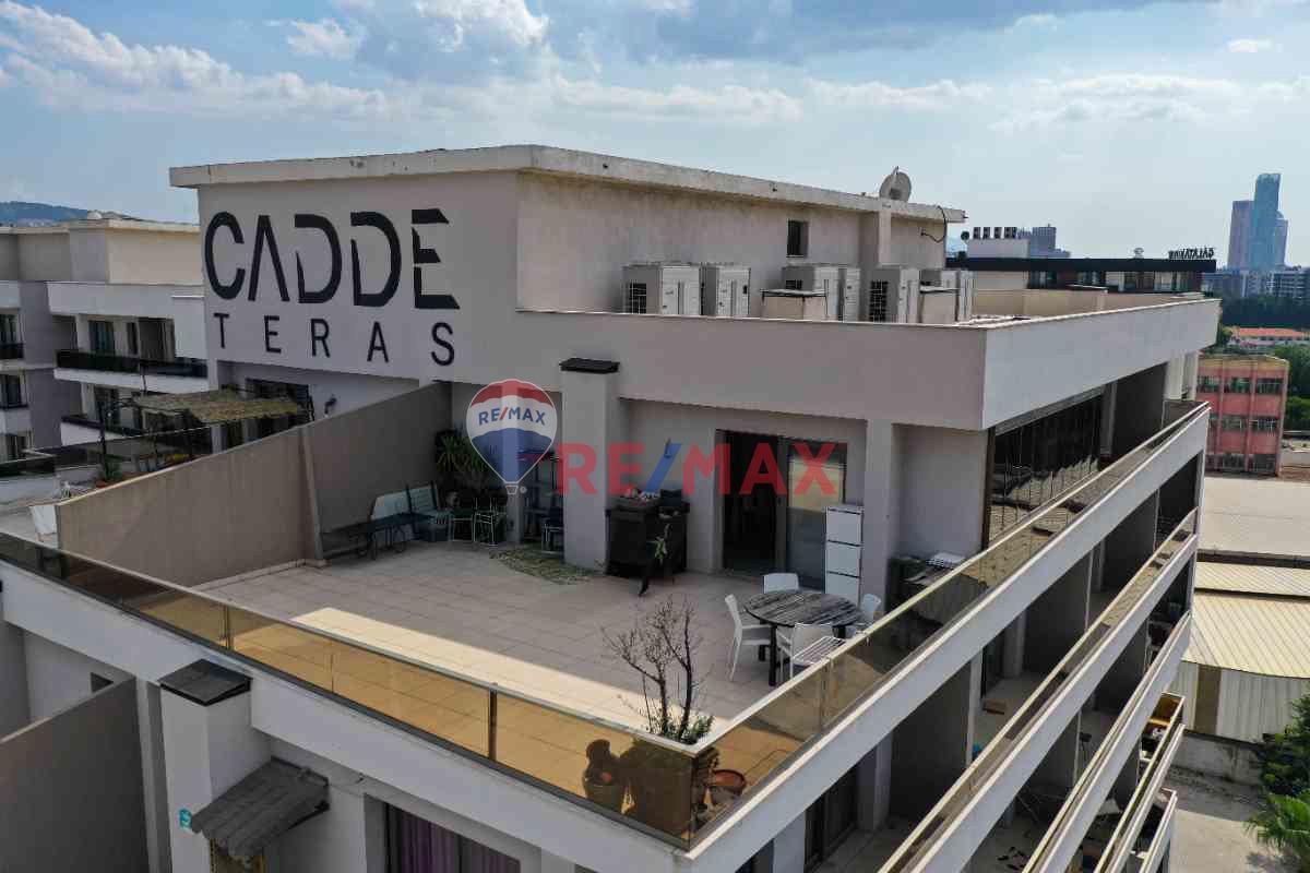 AVCILAR CADDE TERAS'TA 1+1 TERASLI SATILIK DAİRE