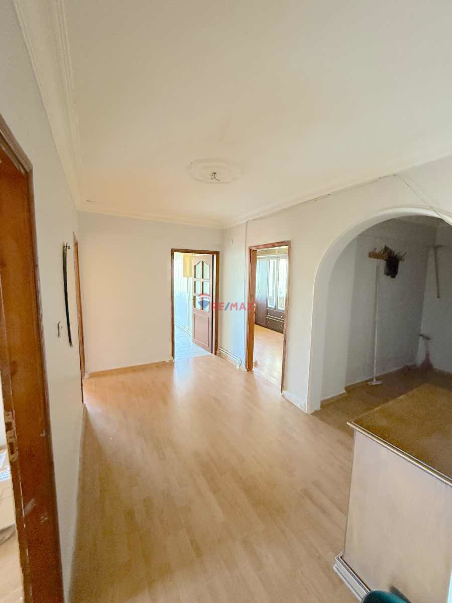 BURAK ELÇİ'DEN ÜMRANİYE ELMALIKENT SİTESİNDE 3+1 BOŞ 