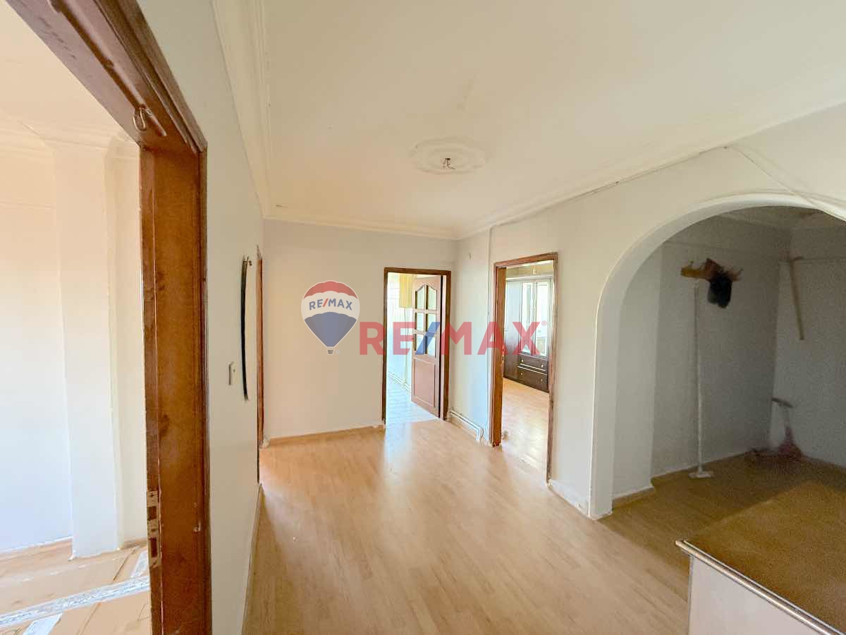 BURAK ELÇİ'DEN ÜMRANİYE ELMALIKENT SİTESİNDE 3+1 BOŞ 