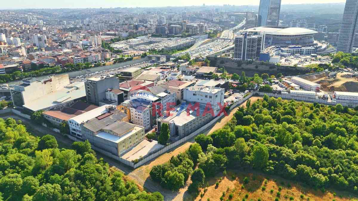 İSTANBUL SEYRANTEPE'DE İŞİNİZİN GELECEĞİ! 8.324 M² BRÜT ALANLI KİRALIK PRESTİJLİ TİCARİ BİNA