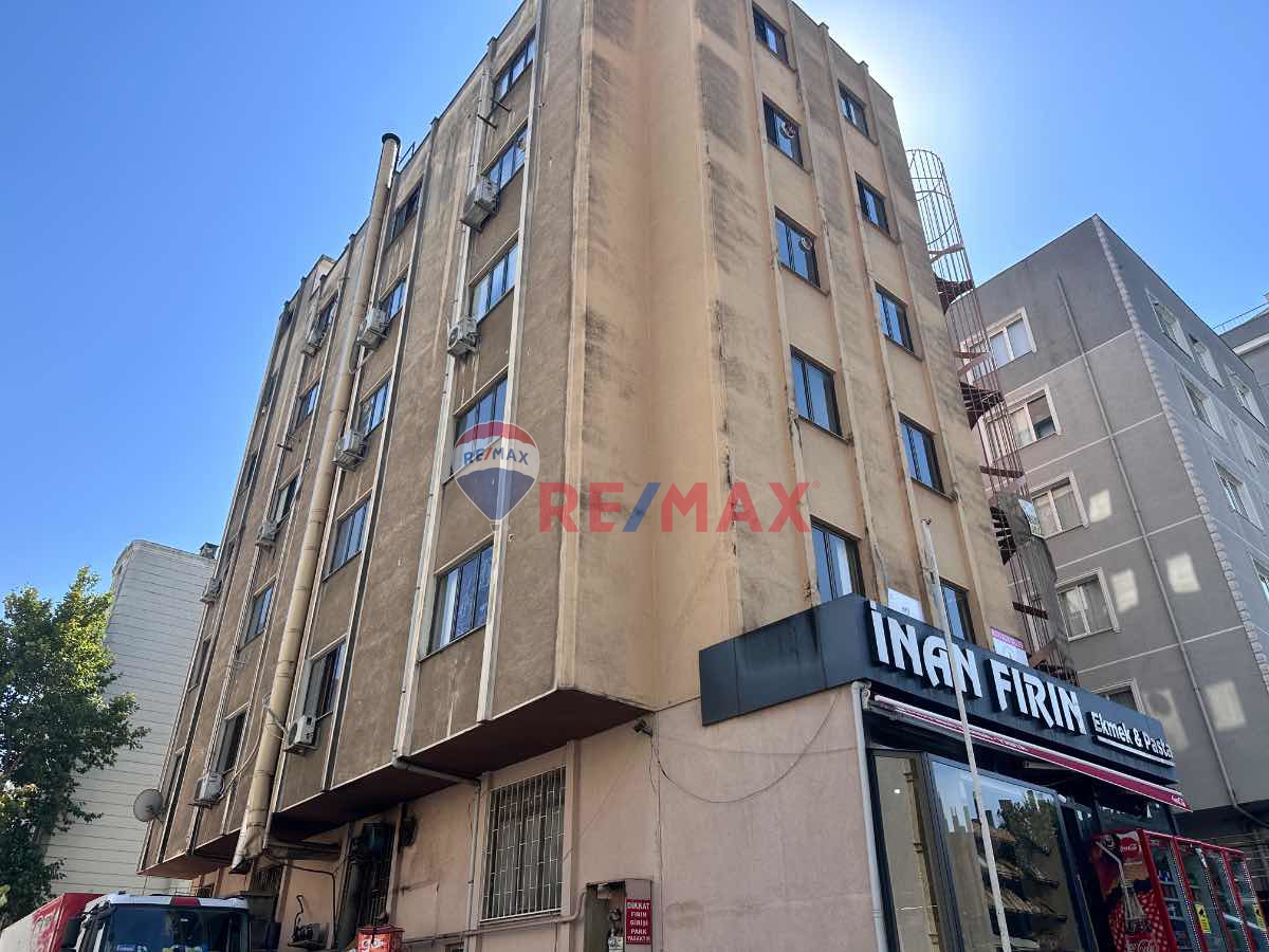 ATAŞEHİR İÇERENKÖYDE METRO-BOSTANCI SANAYİYE YAKIN KİRALIK OFİS