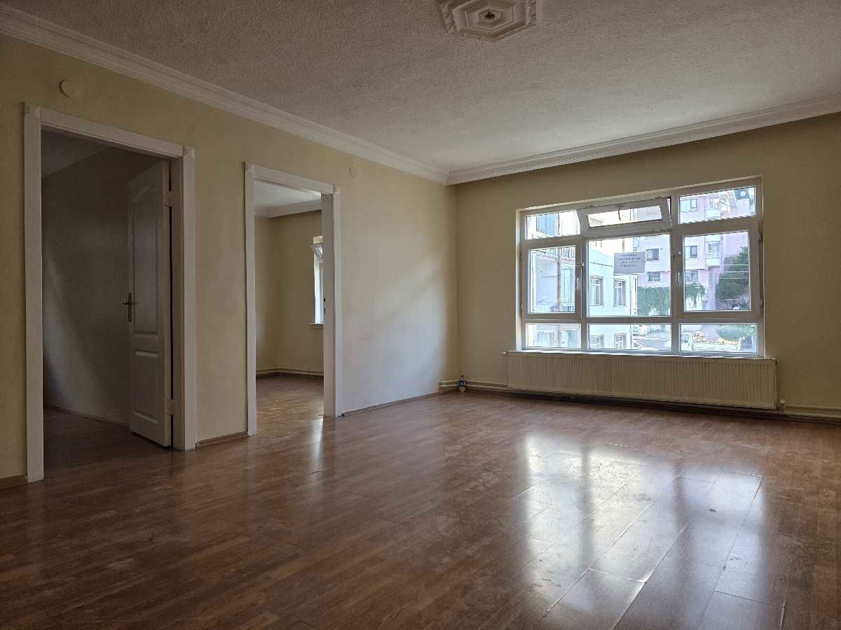 ÇİÇEKLİ MAHALLESİNDE KİRALIK 3+1 DAİRE