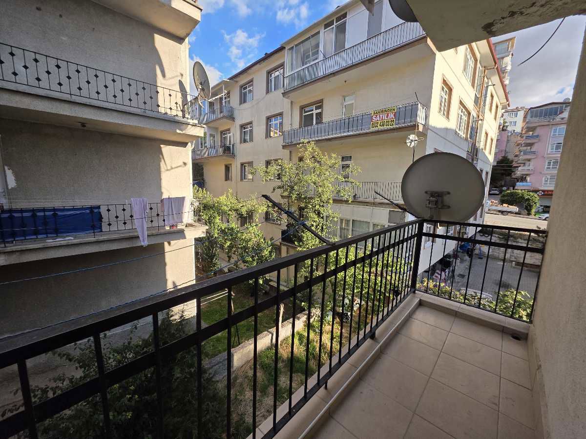 ÇİÇEKLİ MAHALLESİNDE KİRALIK 3+1 DAİRE