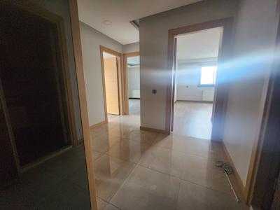 İZMİR ÇİĞLİ ATAŞEHİR MAHALLESİ KİRALIK 2+1 BOŞ DAİRE OTOPARKLI