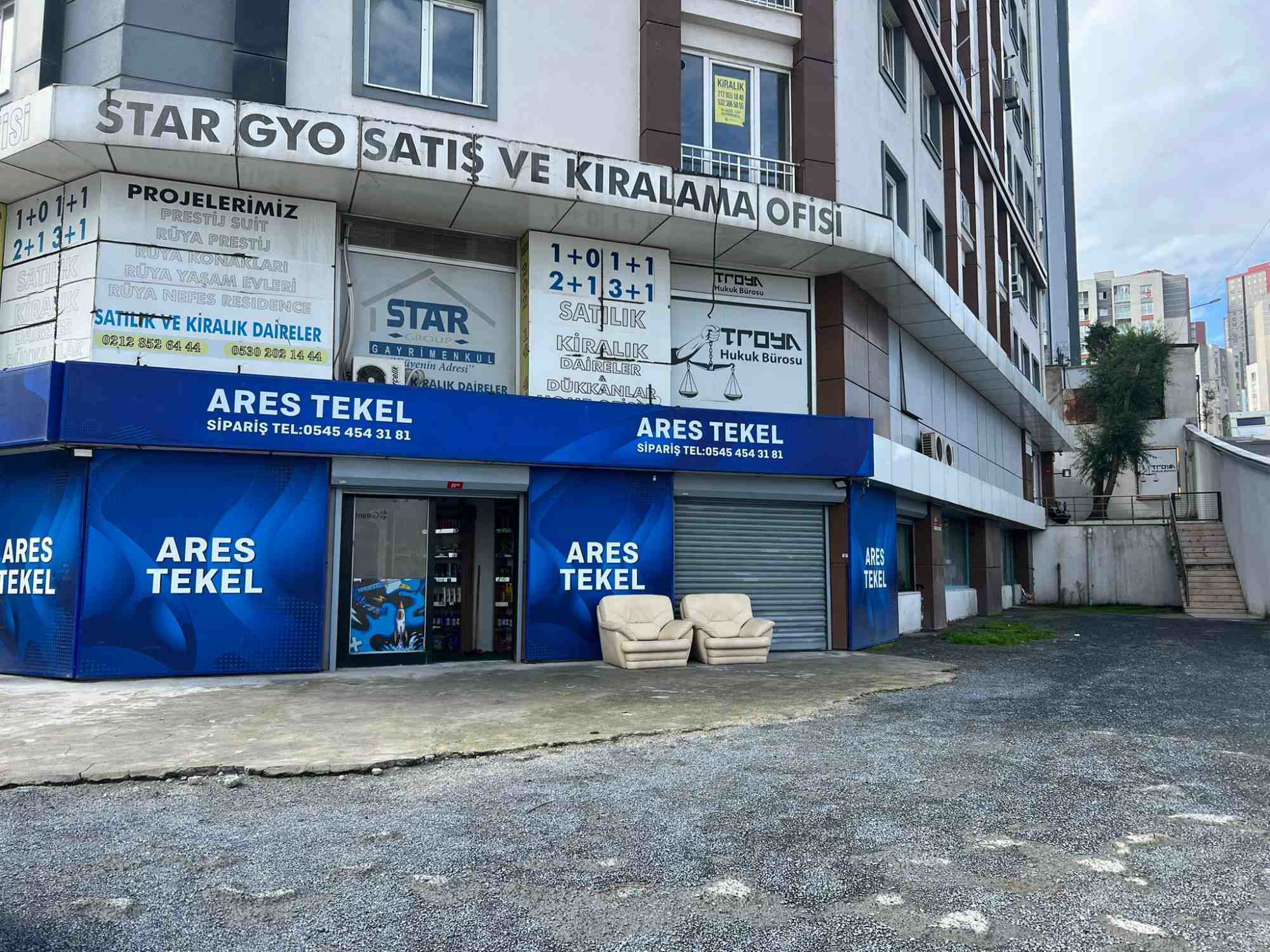 RÜYA YAŞAM EVLERINDE KIRALIK ÇIFT CEPHE BÜYÜK M2 DÜKKAN