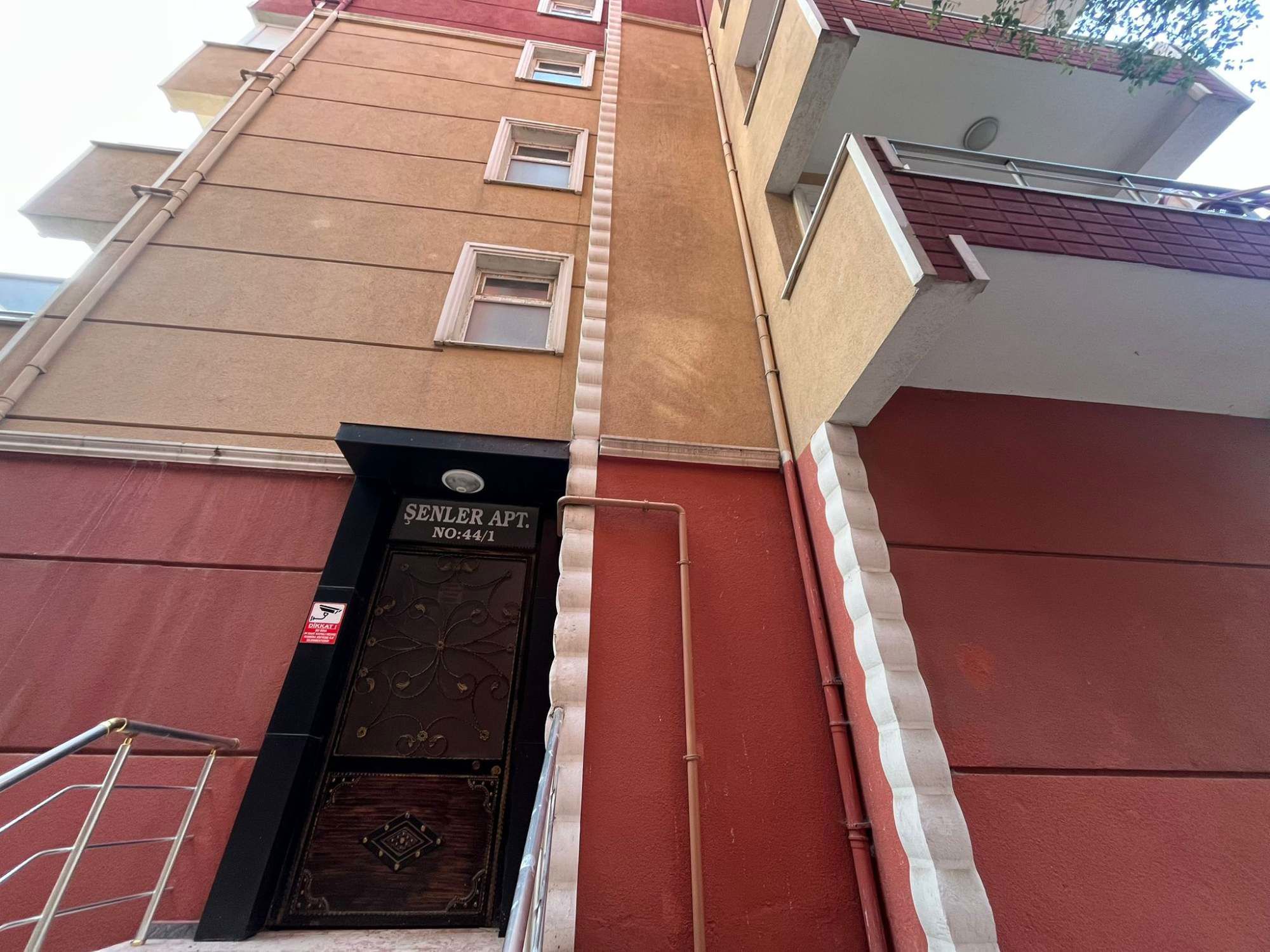 MUHİTTİN MAHALLESİNDE KİRALIK 2+1 DAİRE 