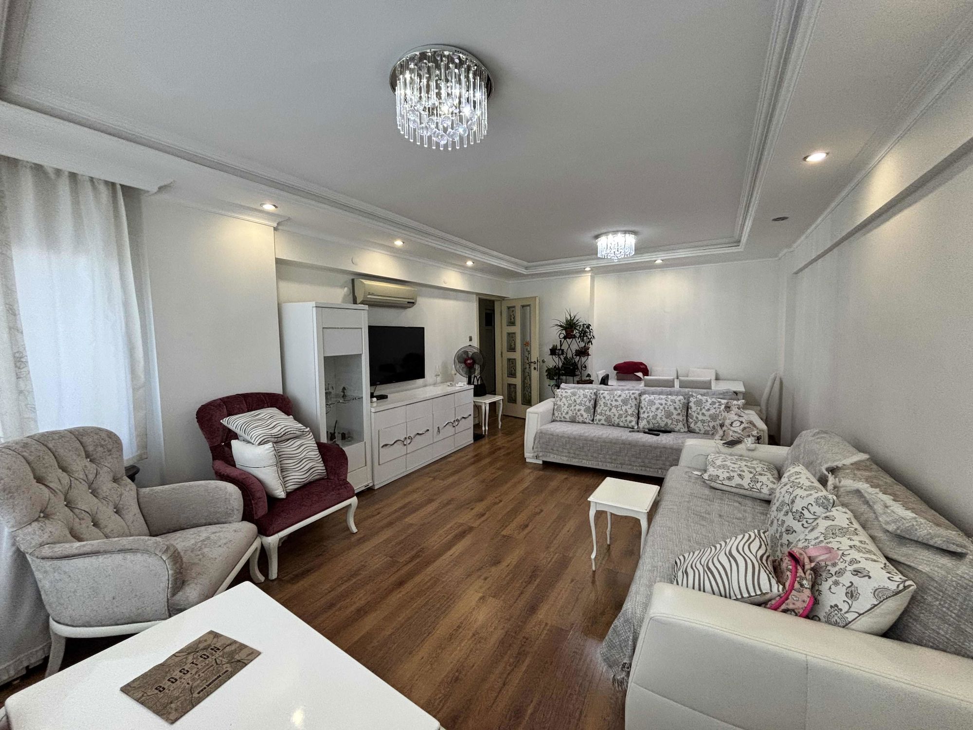 REMAX MODEL DEN HACIKAPLANLAR DA 3+1 SATILIK DAİRE