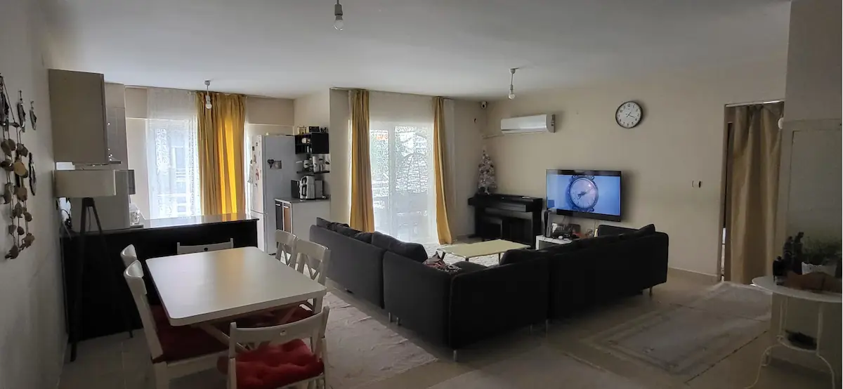 KONYAALTI'NDA TENİS RESORT SİTESİNDE SATILIK 3+1 DAİRE