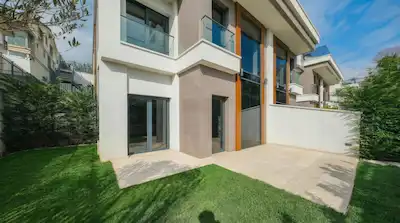 KORU ZEKERİYAKÖY SİTESİ’NDE AYRICALIKLI VİLLA FIRSATI